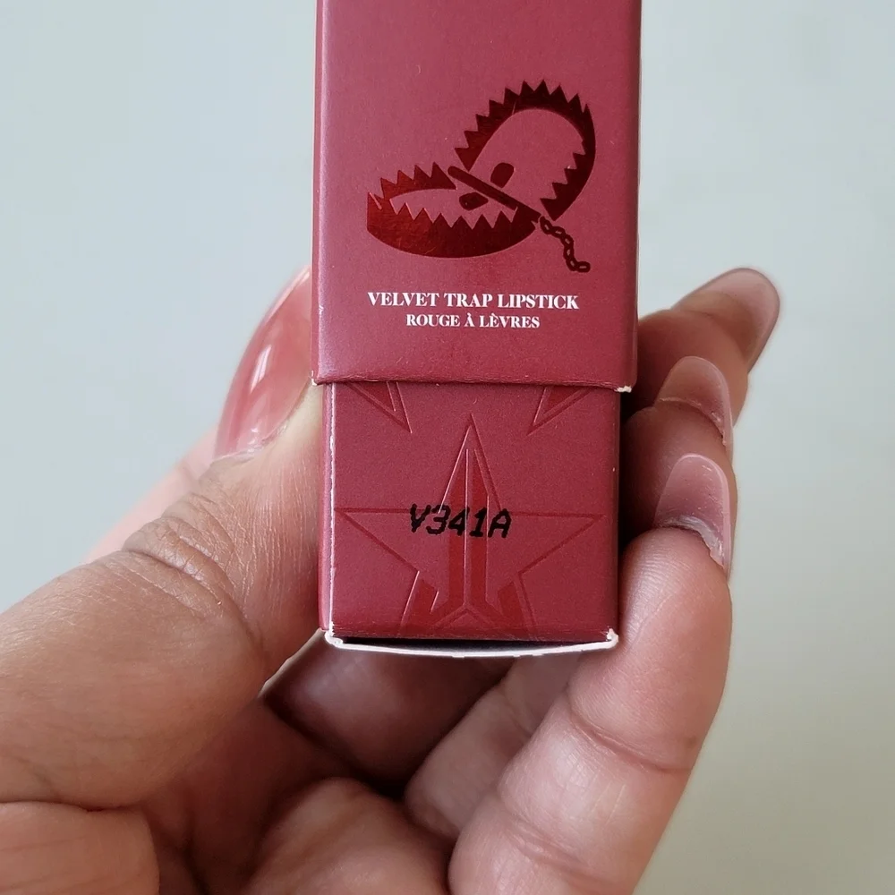 NEW JEFFREE STAR Velvet Trap Lipstick in Mouse Trap